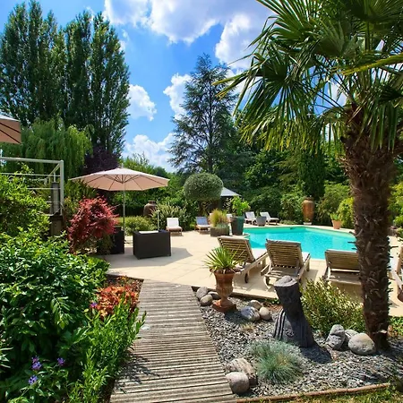 La Closerie 33 Bed & Breakfast