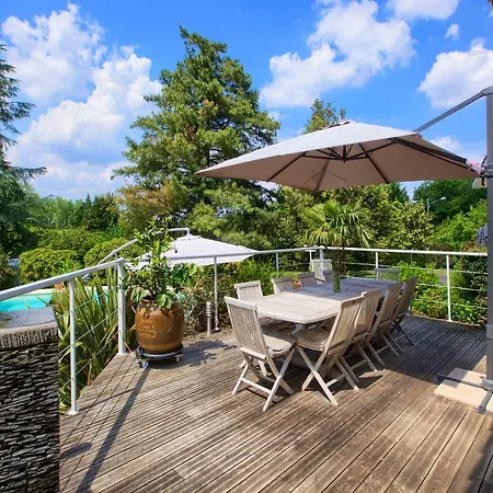 La Closerie 33 Bed & Breakfast 4*