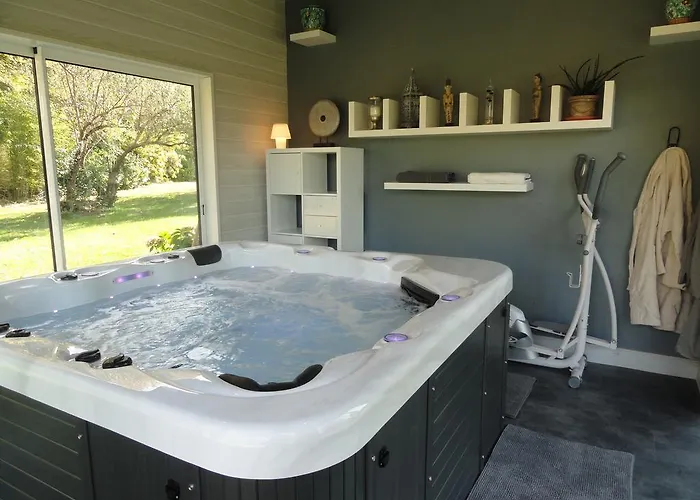 Bed & Breakfast La Closerie 33 4*