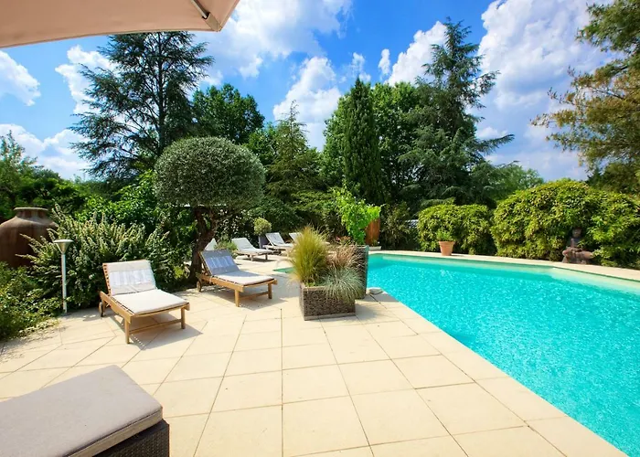 La Closerie 33 Bed & Breakfast 4*