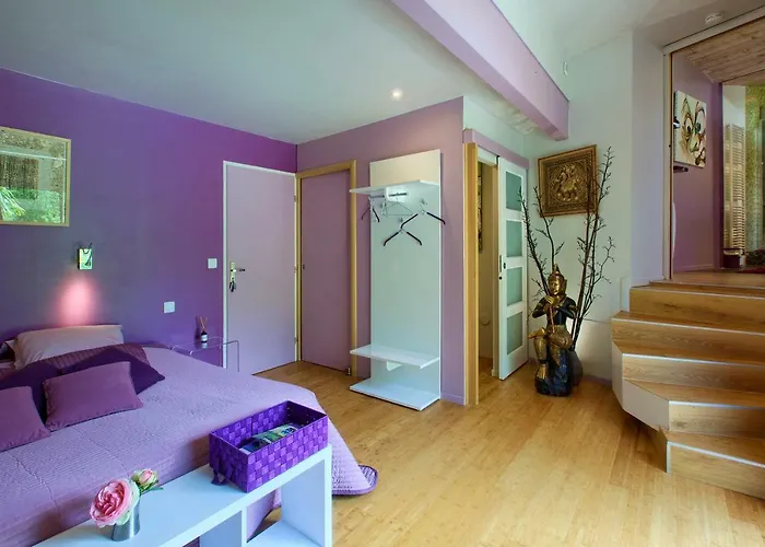 Bed & Breakfast La Closerie 33 4*